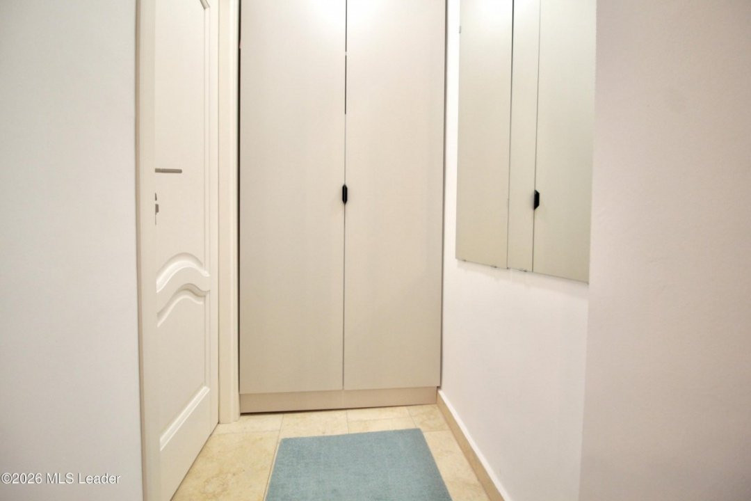 VASILE LASCAR- BATISTEI, STUDIO 41 MP, RENOVAT, LIBER, MOBILAT SI UTILAT COMPLET