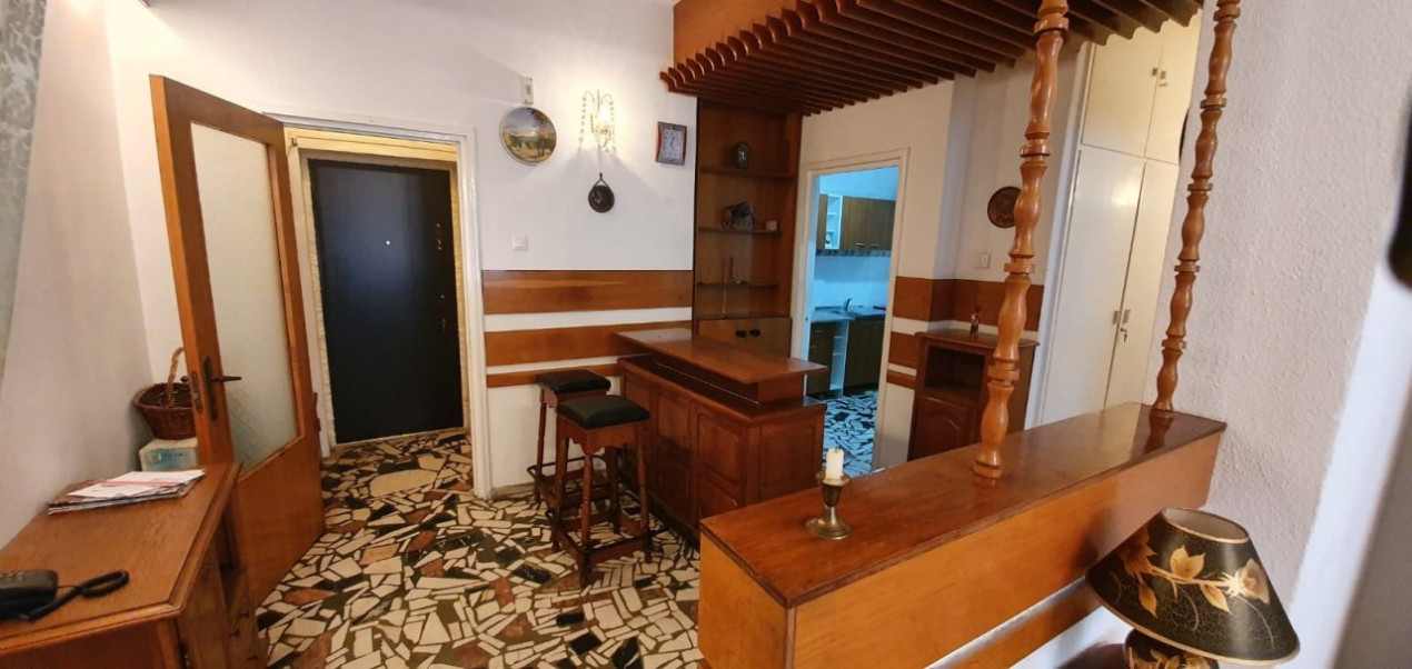 Vânzare apartament 3 camere Eminescu