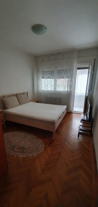 Vânzare apartament 3 camere Eminescu