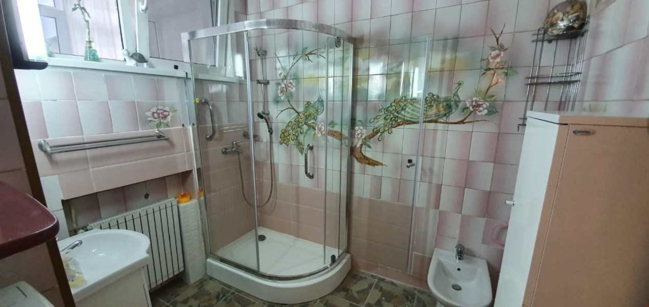 Vânzare apartament 3 camere Eminescu