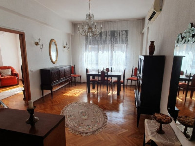 Vânzare apartament 3 camere Eminescu
