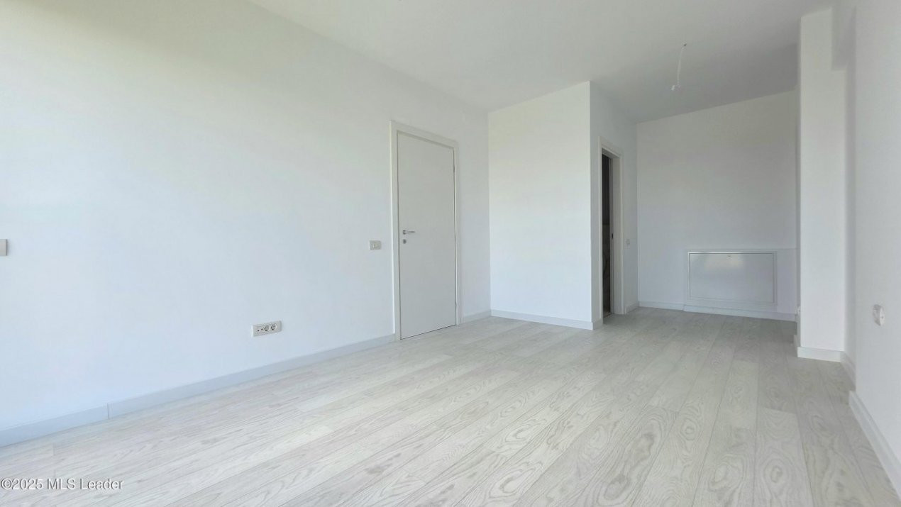 Penthouse Duplex, SunLake Residence, Panorama Superba