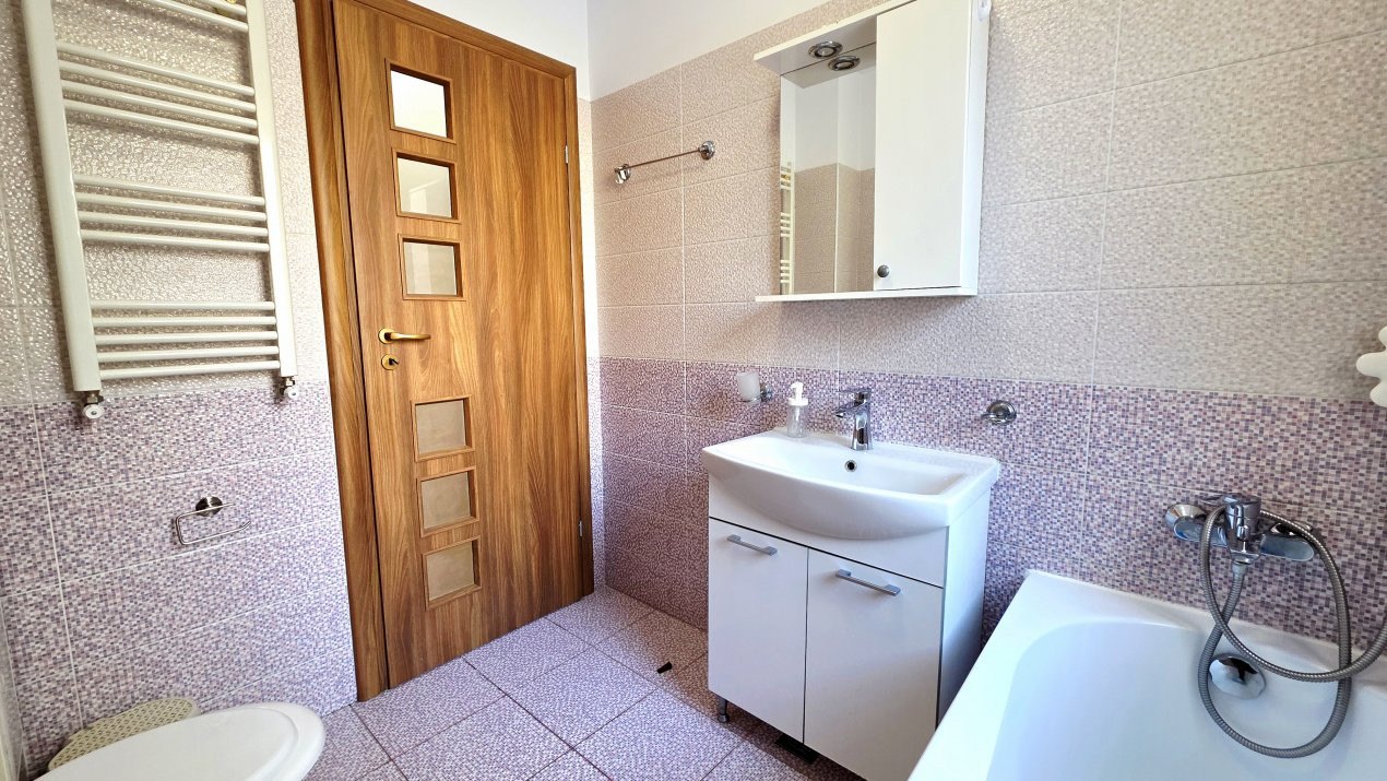 Apollo 2. Apartament cu parcare, 3 balcoane si vedere tripla