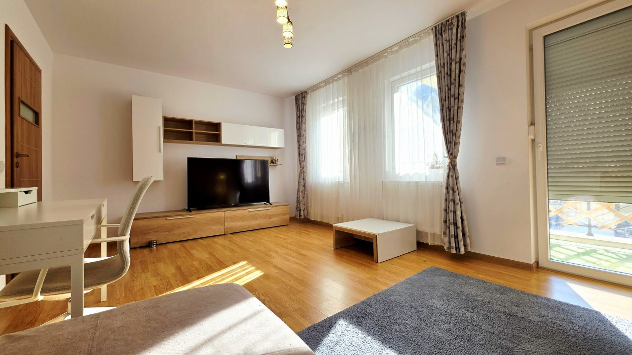 Apollo 2. Apartament cu parcare, 3 balcoane si vedere tripla