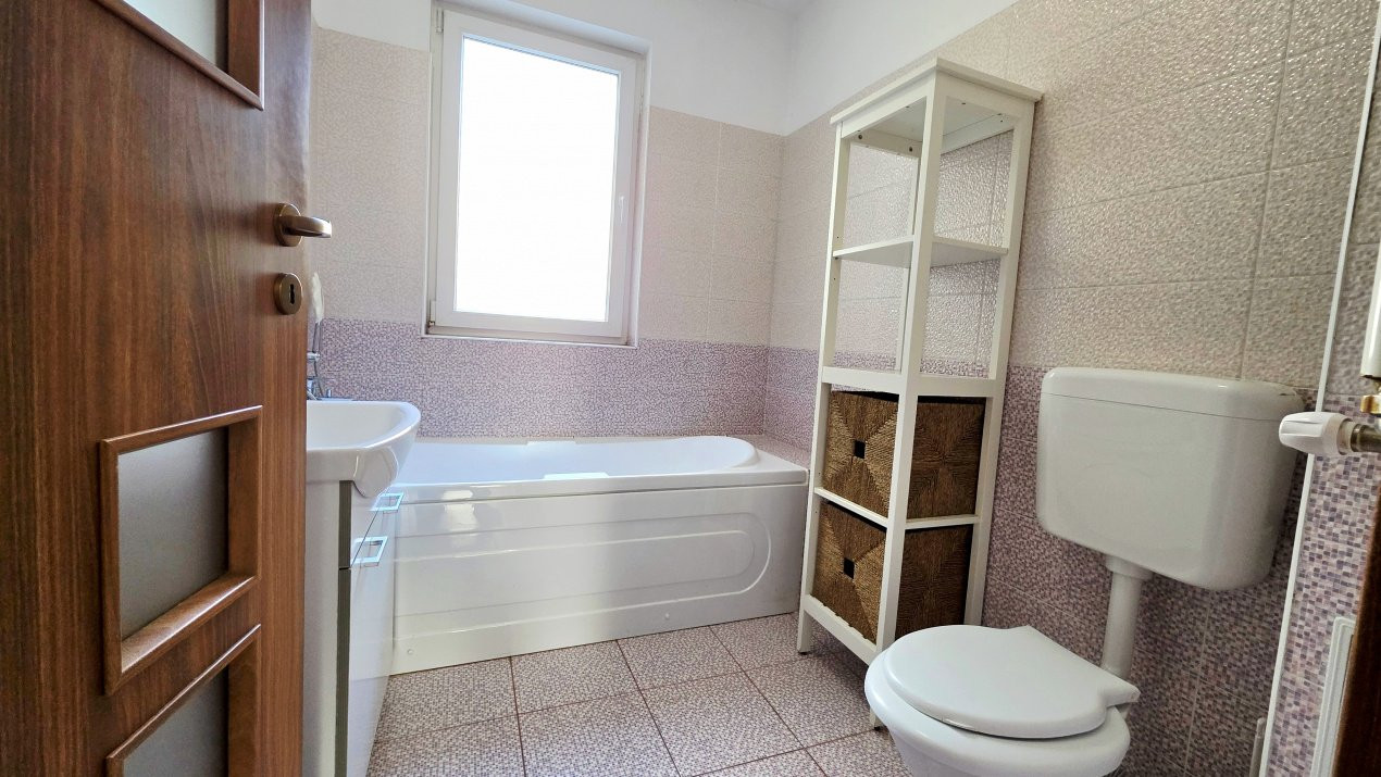 Apollo 2. Apartament cu parcare, 3 balcoane si vedere tripla