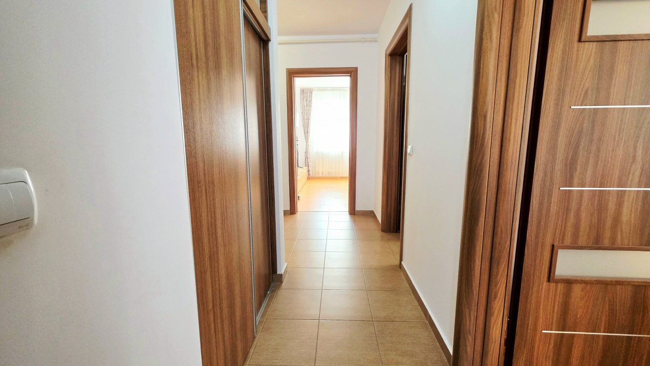 Apollo 2. Apartament cu parcare, 3 balcoane si vedere tripla