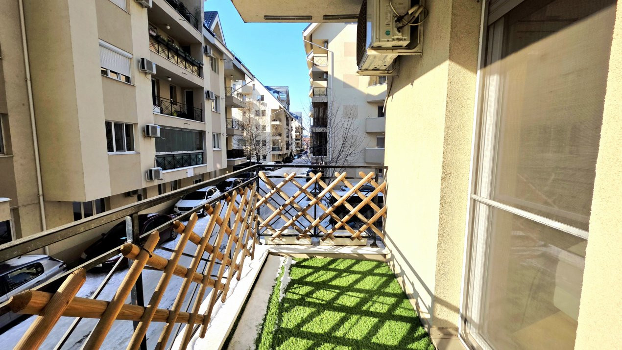 Apollo 2. Apartament cu parcare, 3 balcoane si vedere tripla