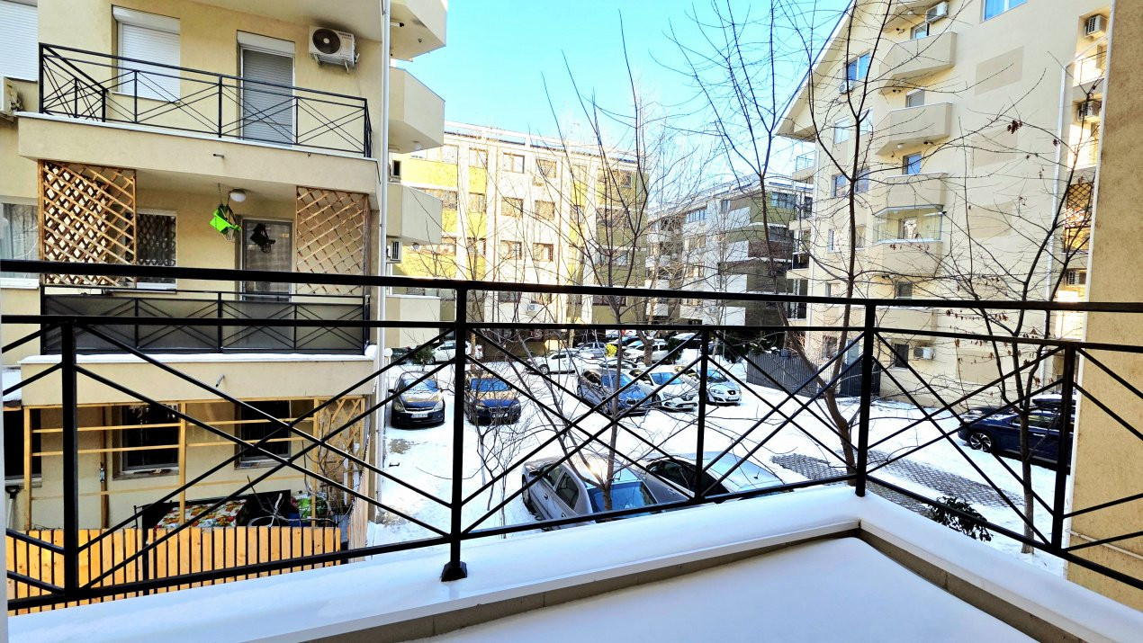 Apollo 2. Apartament cu parcare, 3 balcoane si vedere tripla