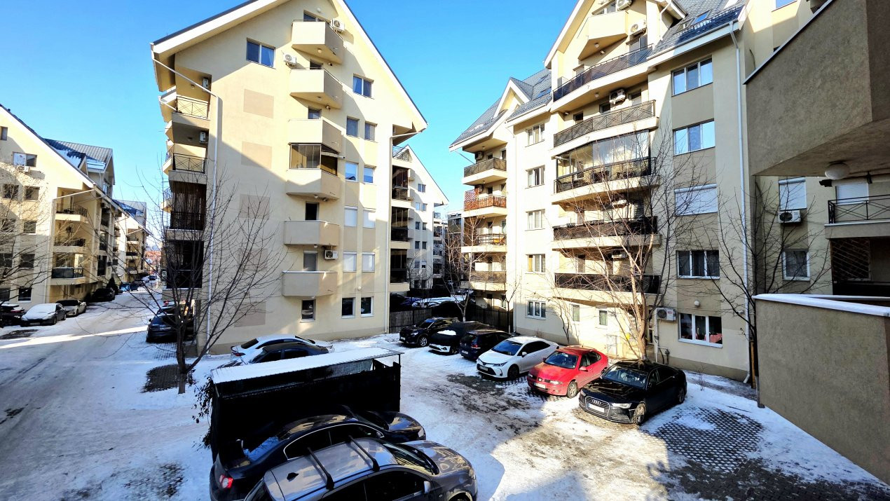 Apollo 2. Apartament cu parcare, 3 balcoane si vedere tripla