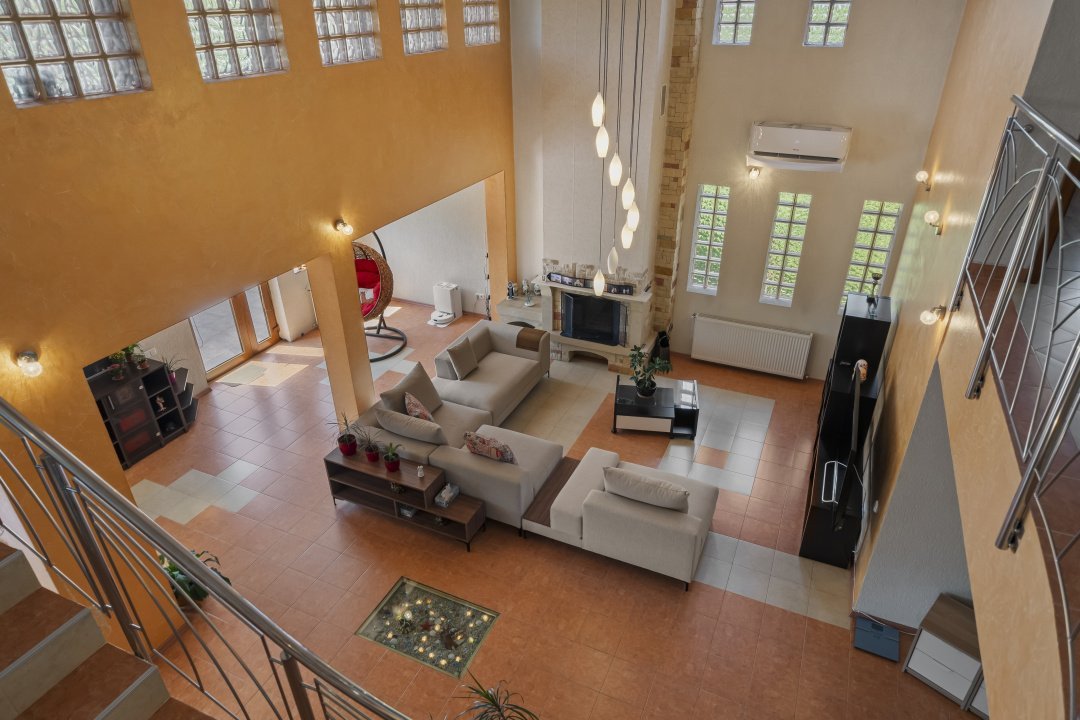 Balotesti, Ion Lahovari, mobilata si utilata complet