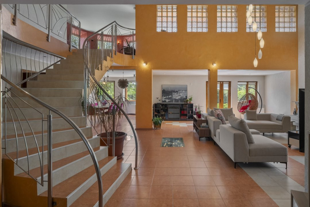 Balotesti, Ion Lahovari, mobilata si utilata complet