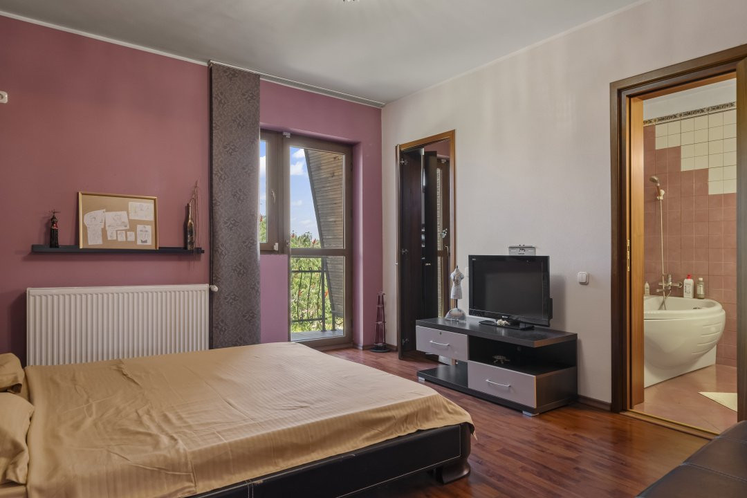 Balotesti, Ion Lahovari, mobilata si utilata complet