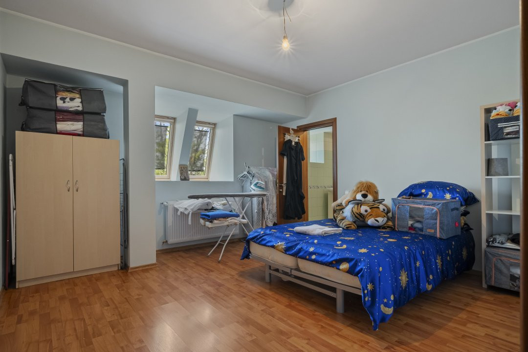 Balotesti, Ion Lahovari, mobilata si utilata complet