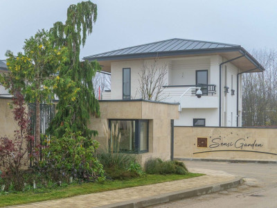 Imagineaza-ti noua ta viață în vilă ediție limitată, lângă Paradisul Verde! 