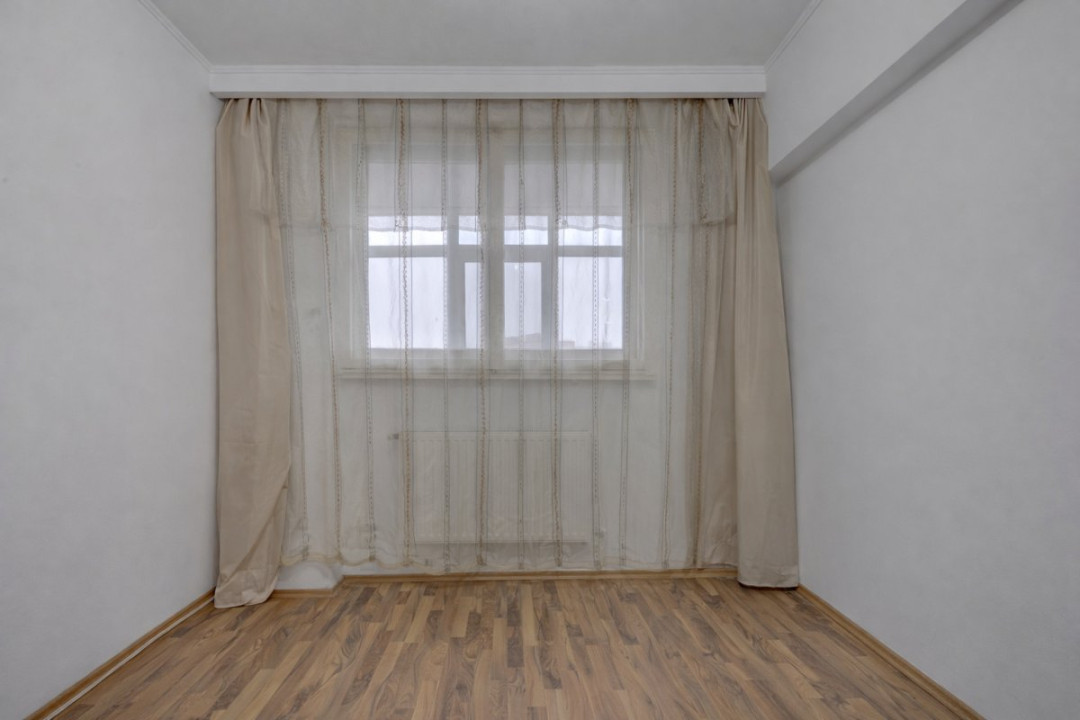 BERCENI – PIAȚA REȘIȚA, 3 CAMERE, 73 MP TOTAL, CENTRALA PROPRIE, LOC PARCARE!