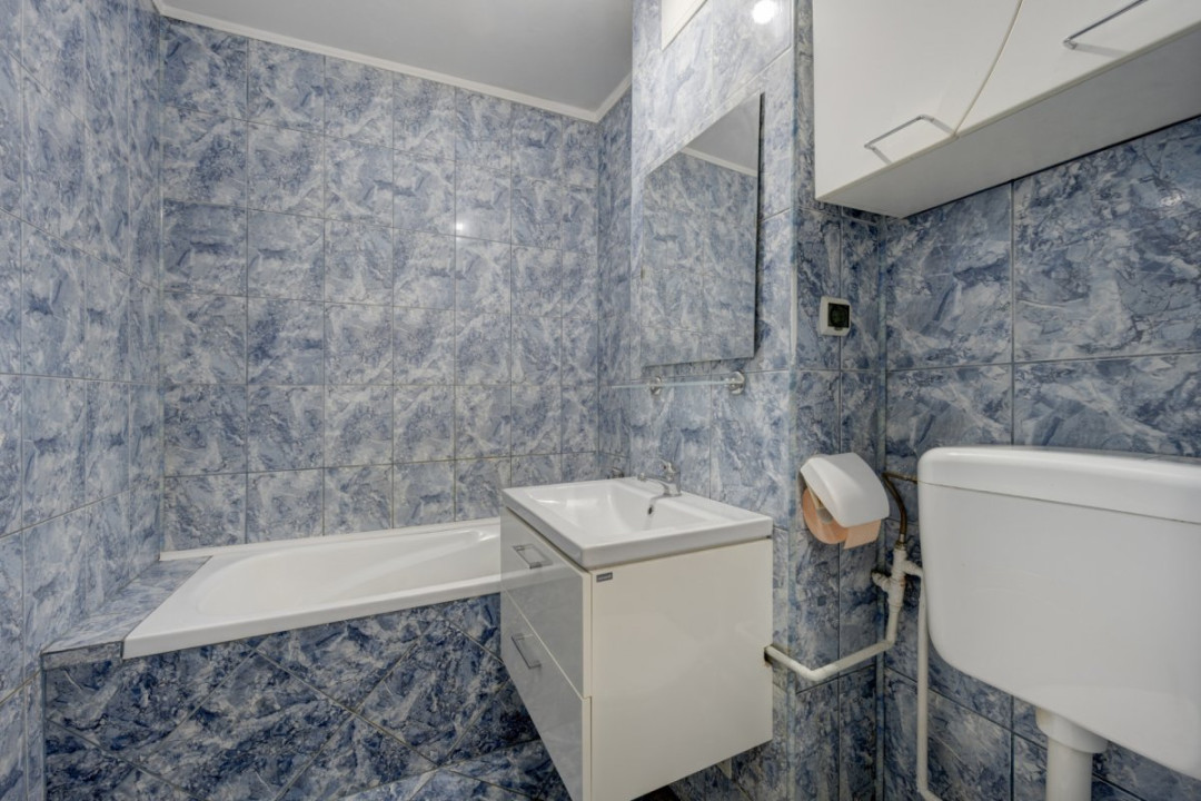 BERCENI – PIAȚA REȘIȚA, 3 CAMERE, 73 MP TOTAL, CENTRALA PROPRIE, LOC PARCARE!