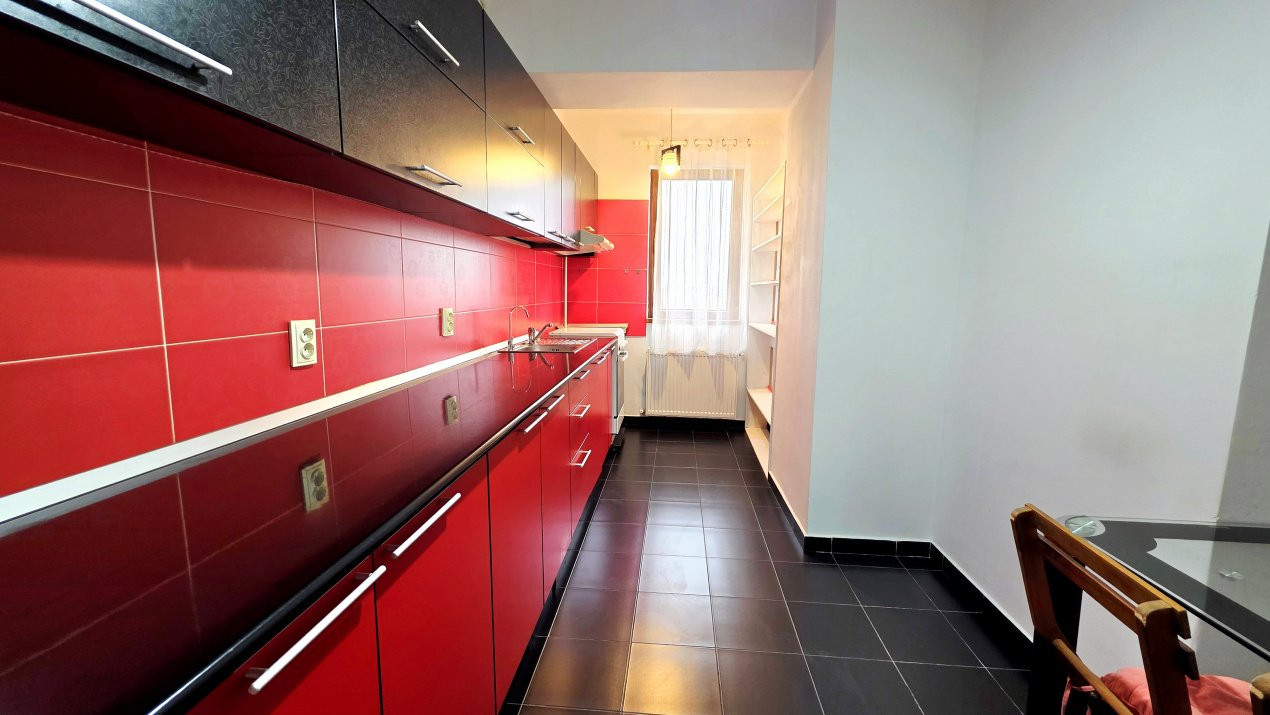 Se inchiriaza apartament 2 camere decomandat, Cartier Latin