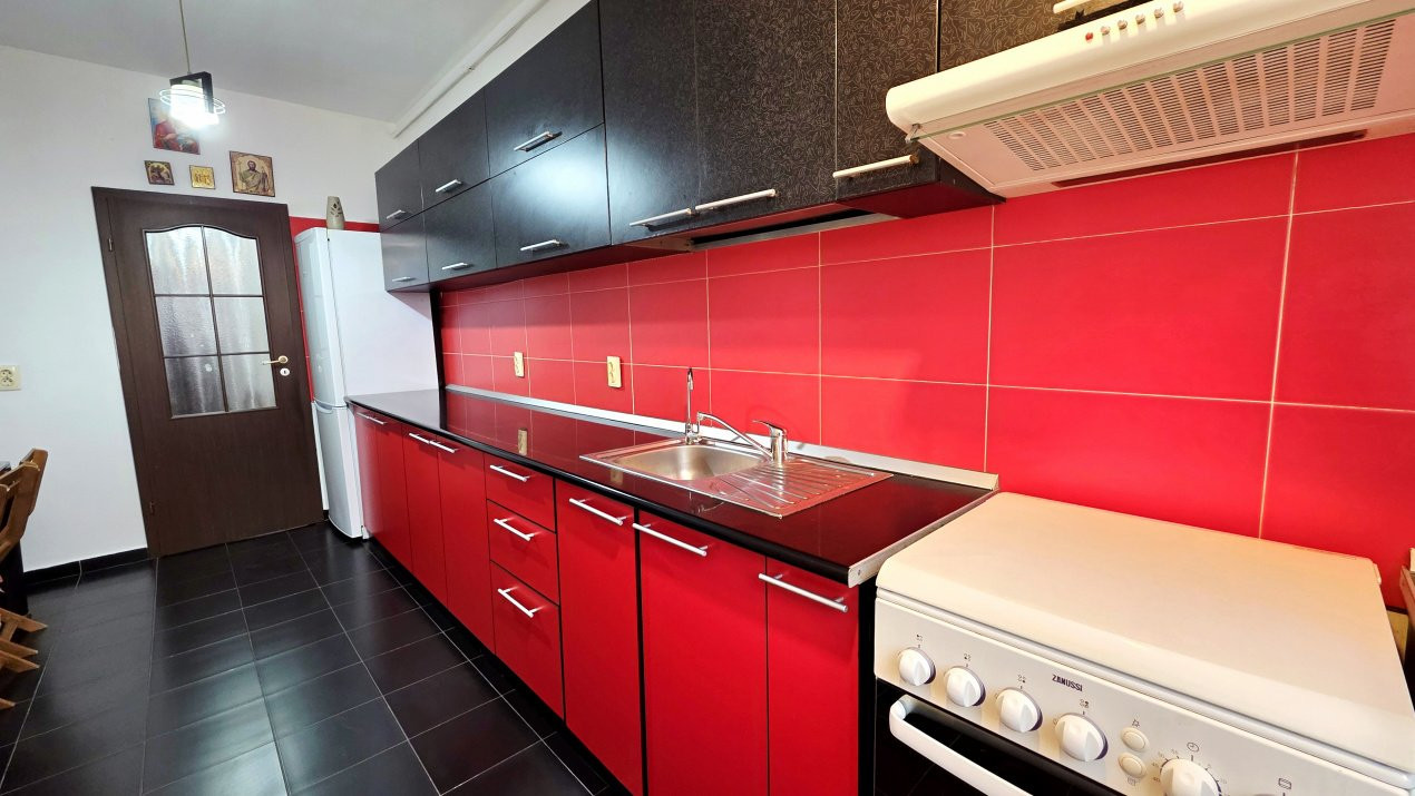 Se inchiriaza apartament 2 camere decomandat, Cartier Latin