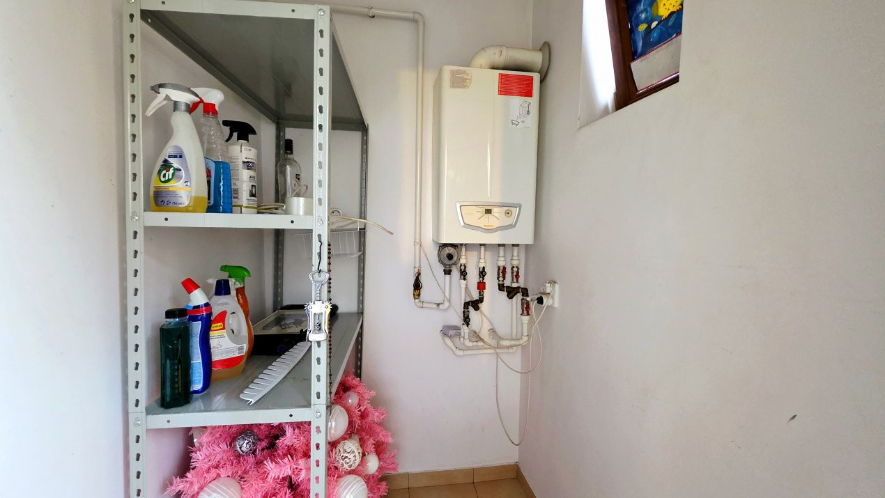 Se inchiriaza apartament 2 camere decomandat, Cartier Latin