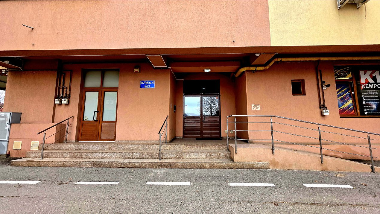 Se inchiriaza apartament 2 camere decomandat, Cartier Latin