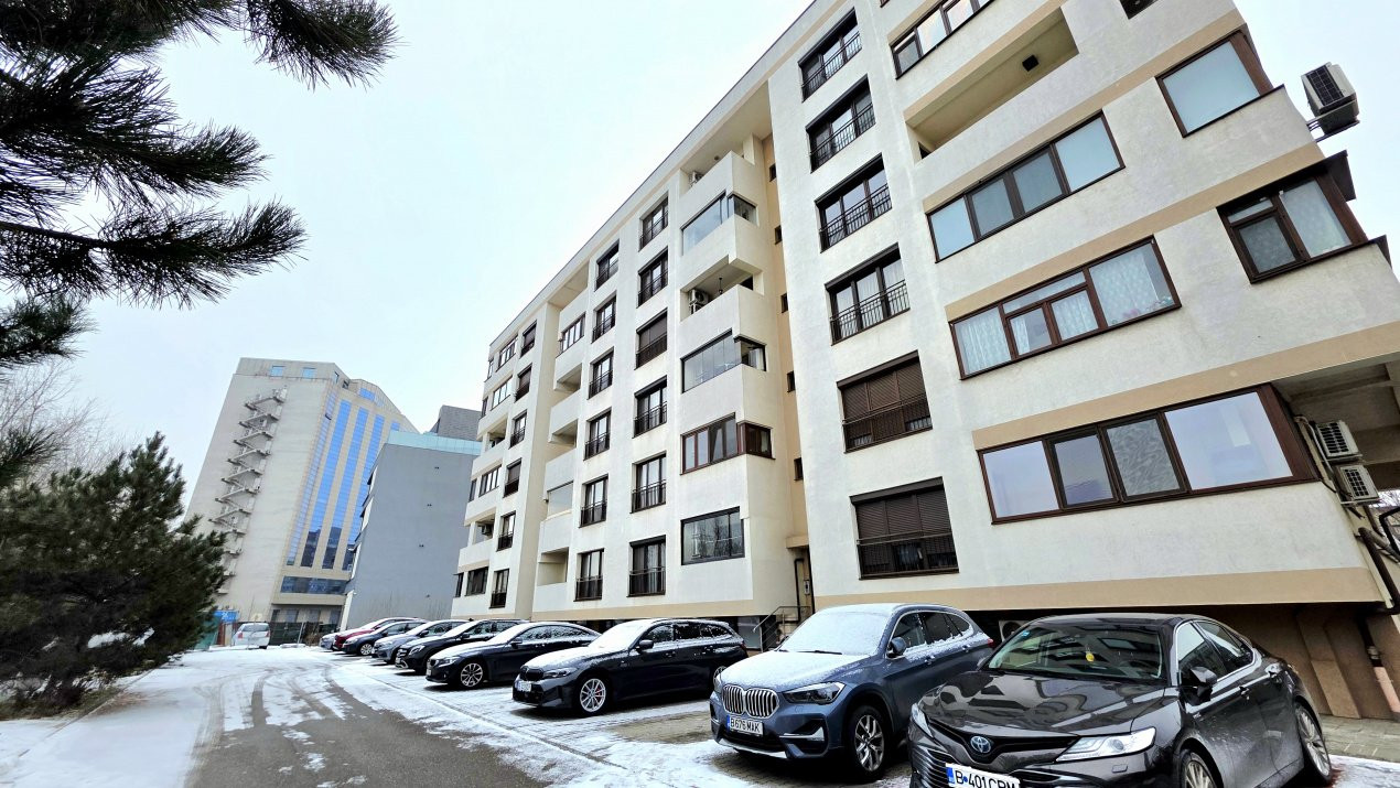 Decomandat, cu 3 camere si 2 bai, 13 Septembrie – Mariott