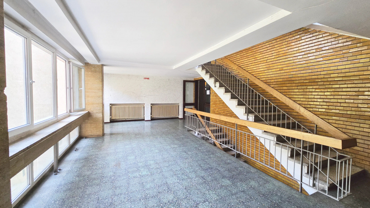 Iesi din bloc urci in metrou Dristor 2!