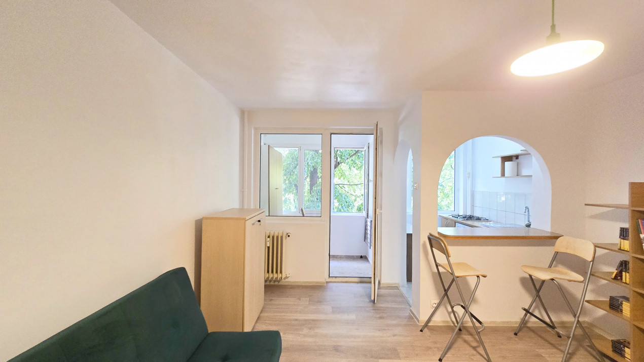 Iesi din bloc urci in metrou Dristor 2!