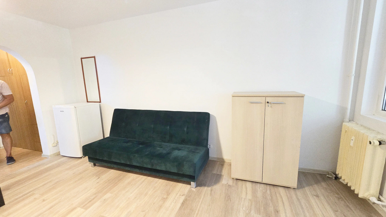 Iesi din bloc urci in metrou Dristor 2!