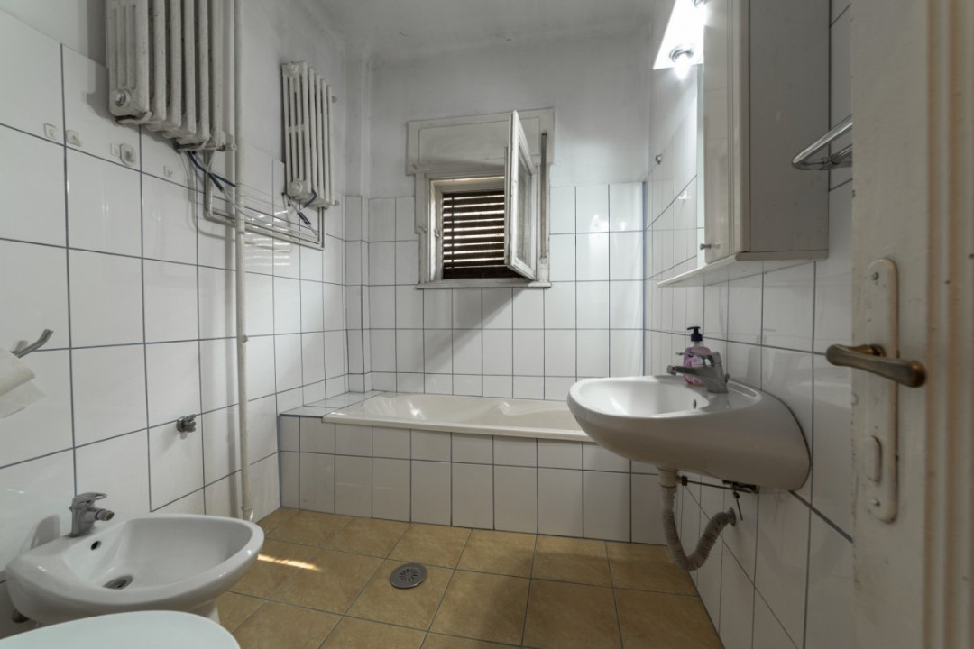 VAND 4(5) CAMERE ZONA DECEBAL-CALARASI