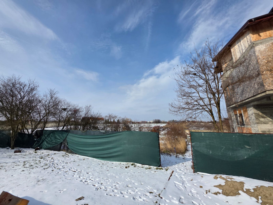 De vanzare lot de 645mp in Ciofliceni, lot casa