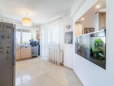 Clădire modernă, versatilă, cu terasă panoramică – locuință sau business | Secto