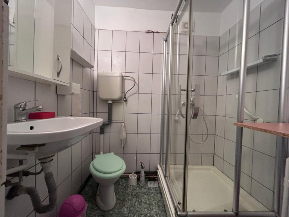 VAND 3 CAM, PARTER, ALEEA FETEȘTI, ZONA OZANA