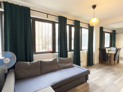 Apartament cu 2 camere de inchiriat, un loc cu energie bună.