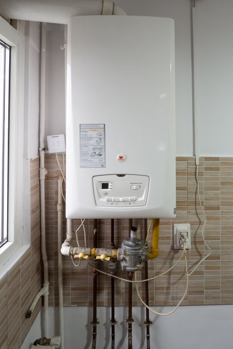 Titan, parcul IOR, Bloc H, decomandat, centrala, vedere la ,,padure,,