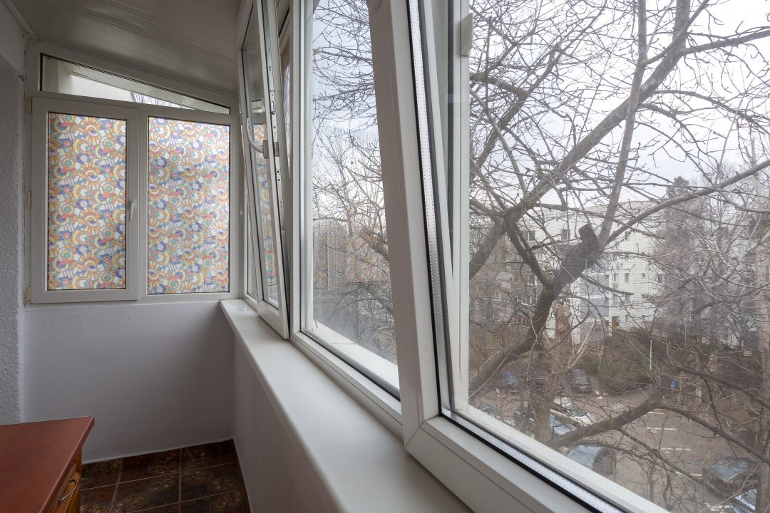 Titan, parcul IOR, Bloc H, decomandat, centrala, vedere la ,,padure,,