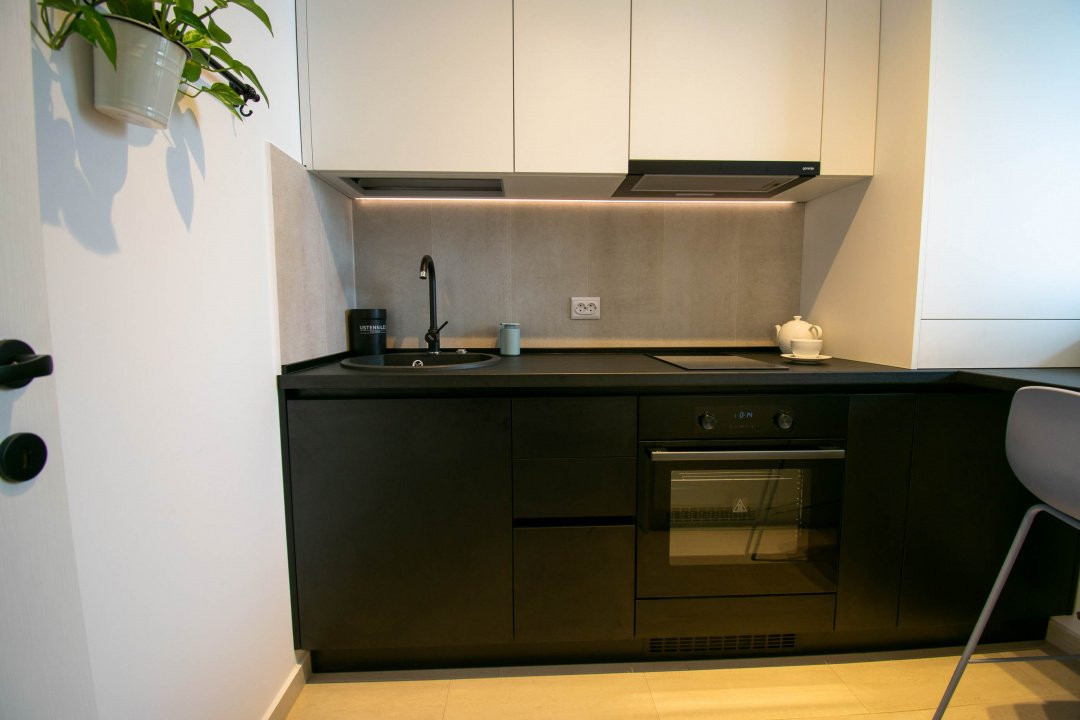 Hils Brauner Garsoniera Lux prima inchiriere,totul nou,Parcare inclusa