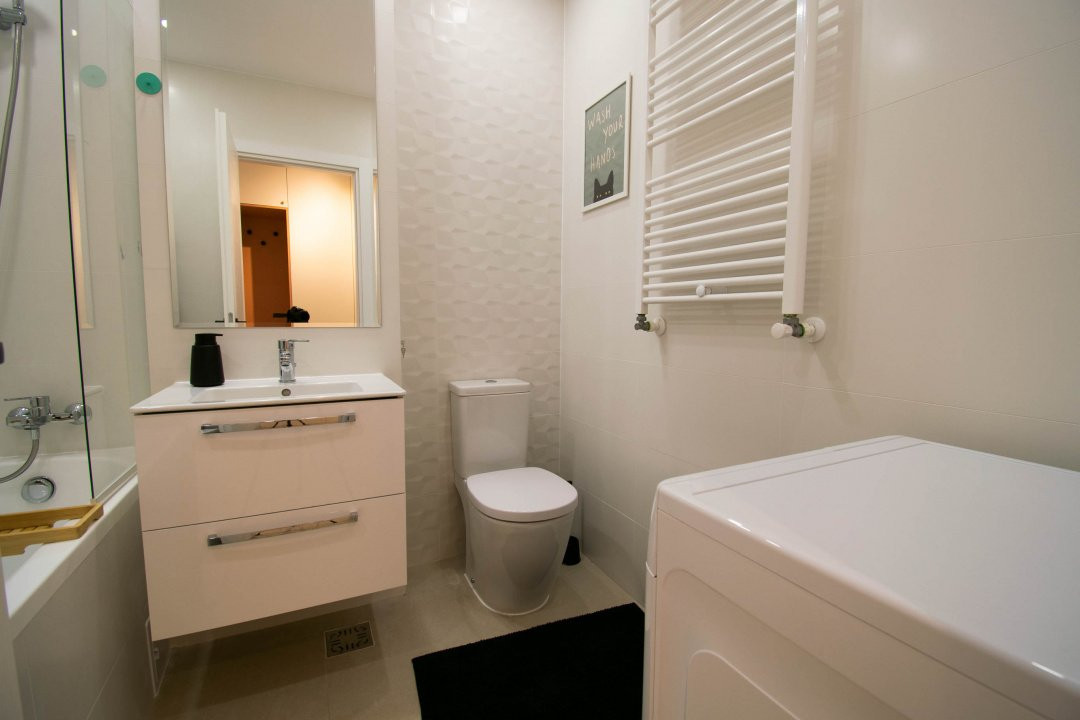 Hils Brauner Garsoniera Lux prima inchiriere,totul nou,Parcare inclusa