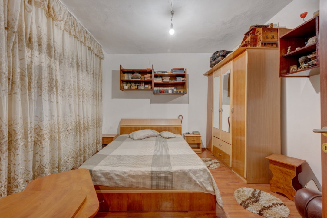 CAROL - REGINA MARIA, CASA 63 MP!