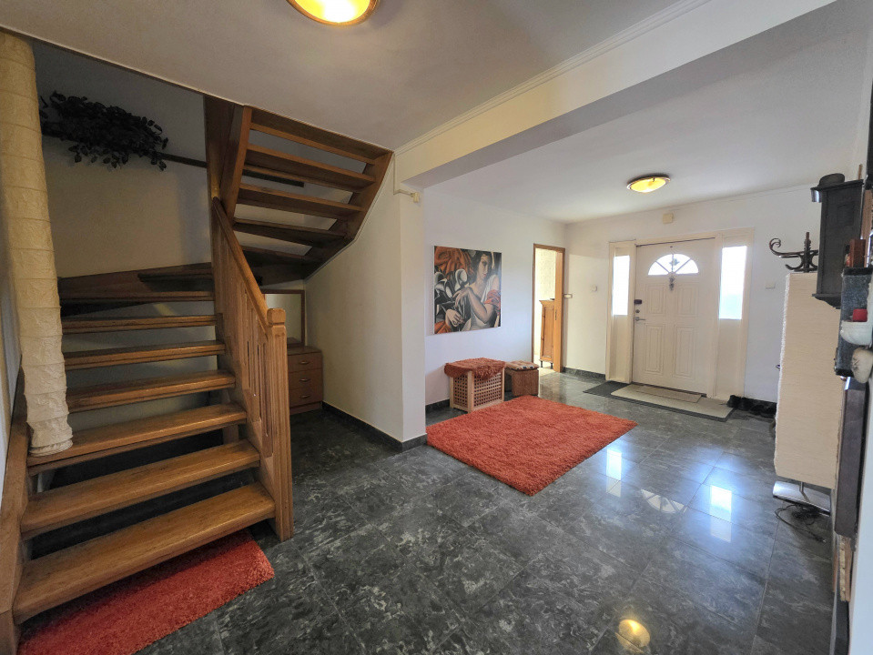 Vilă deosebită de vânzare în Otopeni langa ''Ana Aslan'' - arhitectura germana