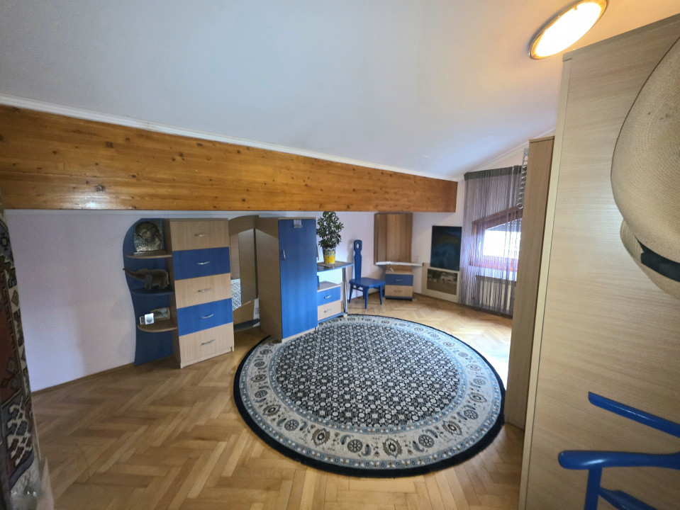 Vilă deosebită de vânzare în Otopeni langa ''Ana Aslan'' - arhitectura germana