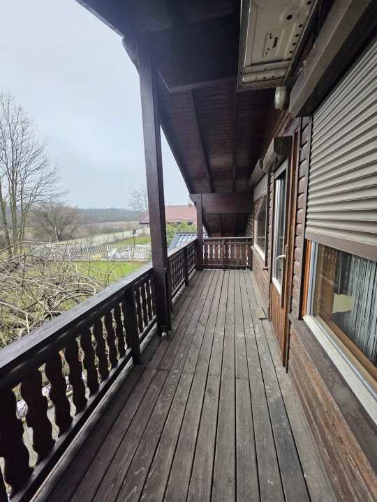 Vilă deosebită de vânzare în Otopeni langa ''Ana Aslan'' - arhitectura germana