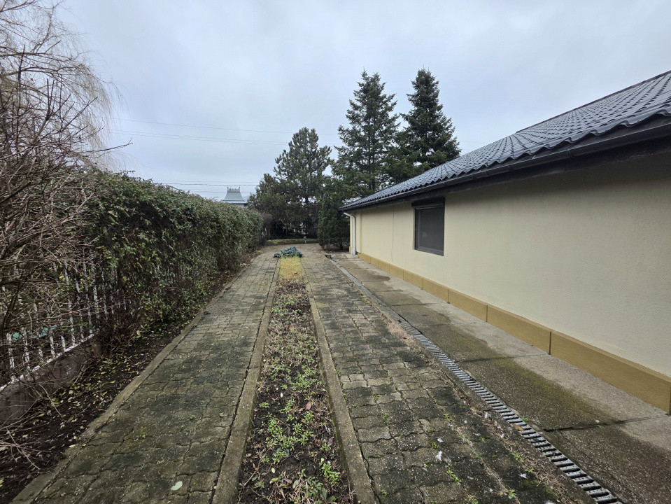 Vilă deosebită de vânzare în Otopeni langa ''Ana Aslan'' - arhitectura germana