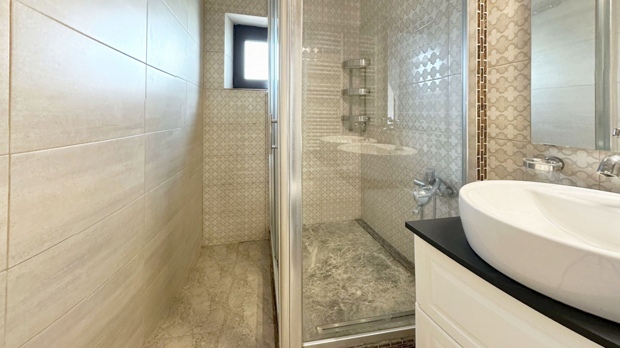 Apartament luminos 3 camere, decomandat, vedere liberă, Vitan