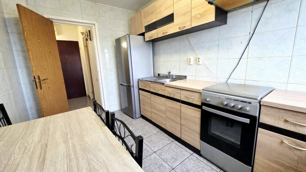Cerere mare, oferta mica. Apartament 3 camere, Monitorul Oficial