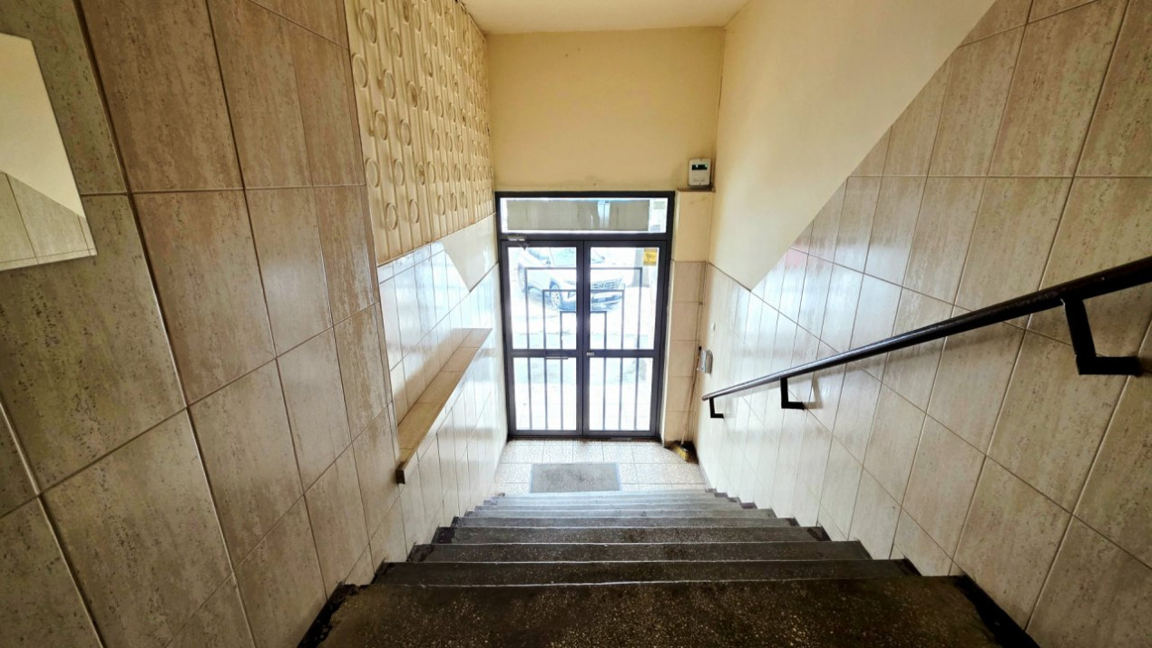 Cerere mare, oferta mica. Apartament 3 camere, Monitorul Oficial