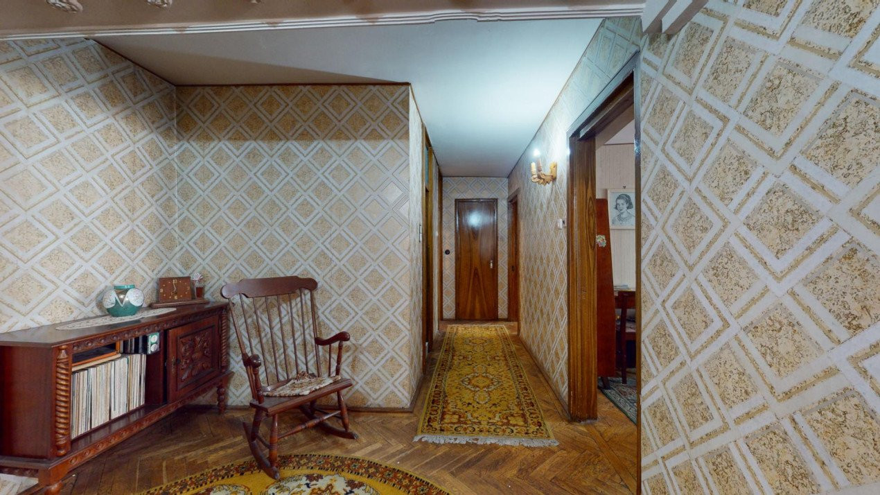 De vânzare apartament 4 camere decomandat-imobil 1980-Piața Rosetti