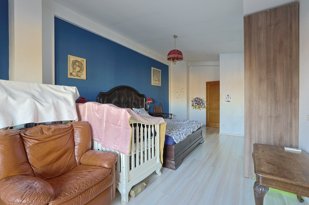 De vânzare apartament tip DUPLEX strada Polonă imobil nou-garaj-boxă