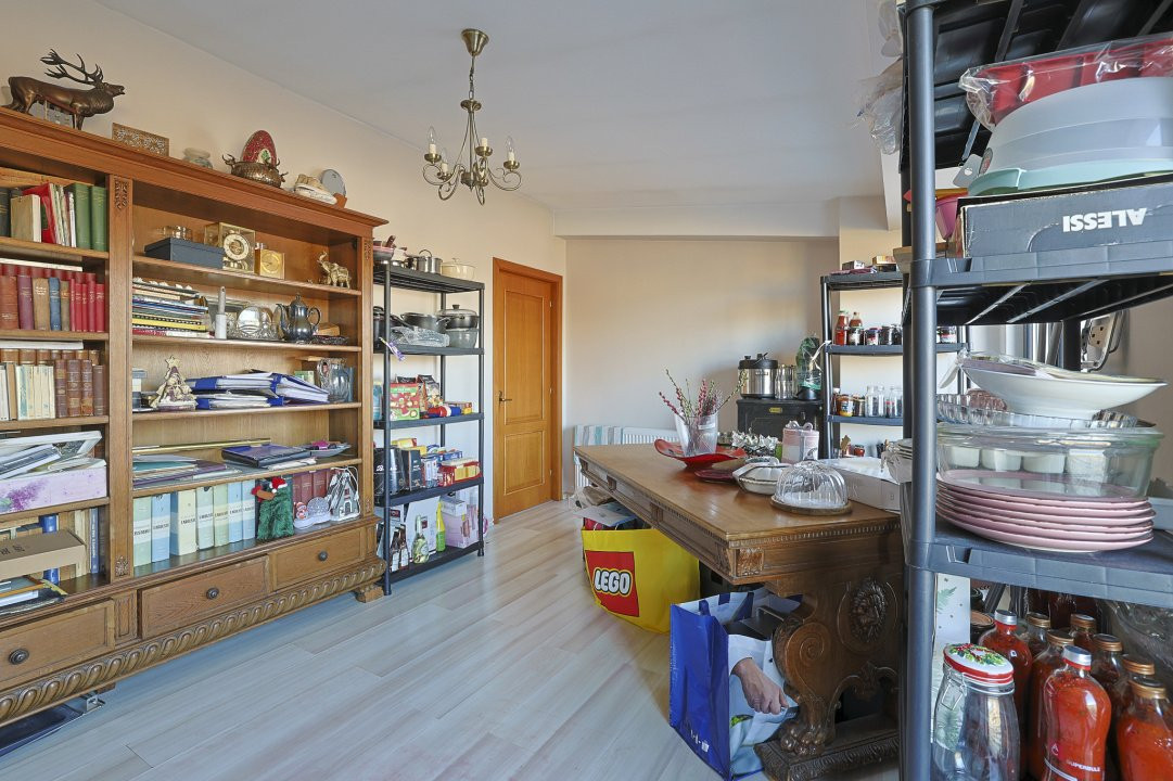 De vânzare apartament tip DUPLEX strada Polonă imobil nou-garaj-boxă