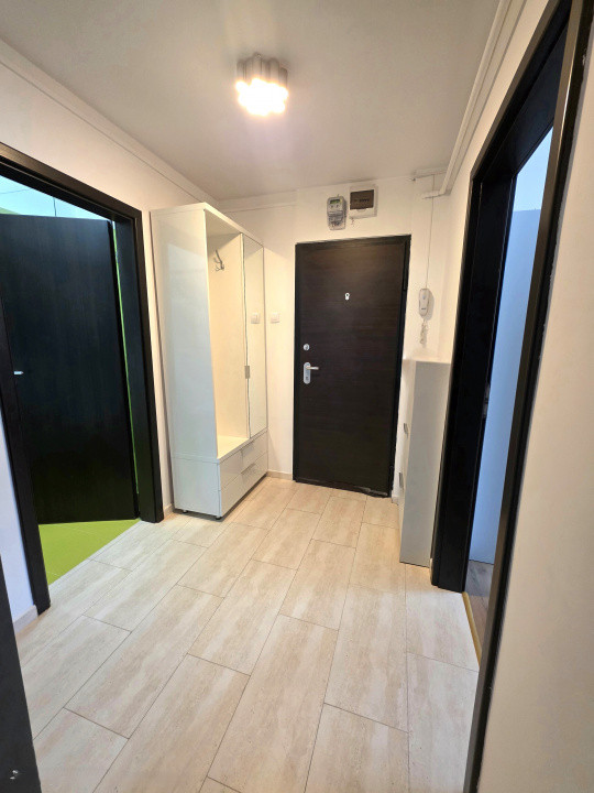 De vanzare 3 camere la Sala Palatului, gata de mutat, fara risc seismic