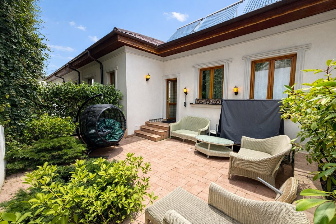 Vilă ultracentrală cu piscină interioară, saună și cramă | Unirii